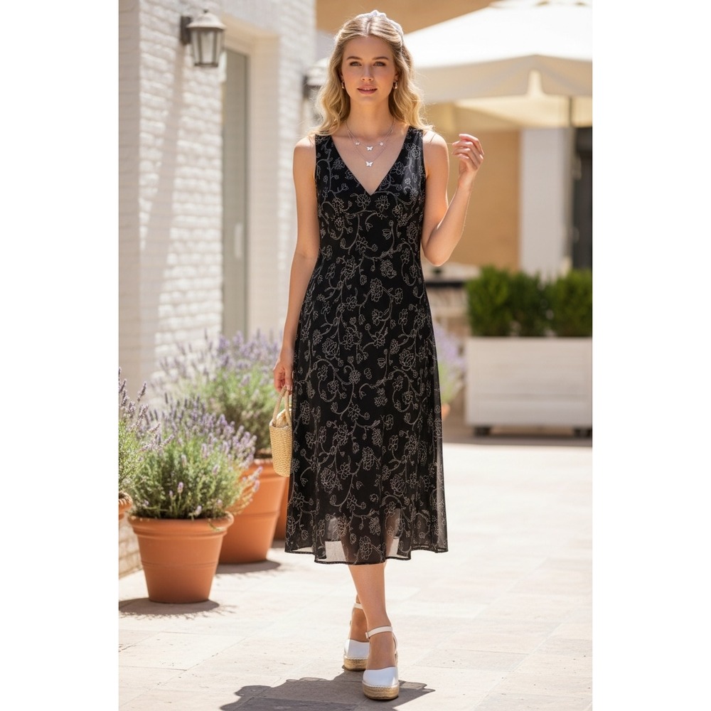 VTG Gala Collection Midi Dress 8 Black Silver Floral V-Neck Sleeveless Rayon